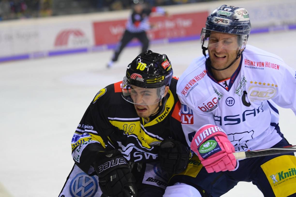 Doppelschlag in 107 Sekunden: Pinguine verlieren 3:5 bei kämpferischen Eisbären