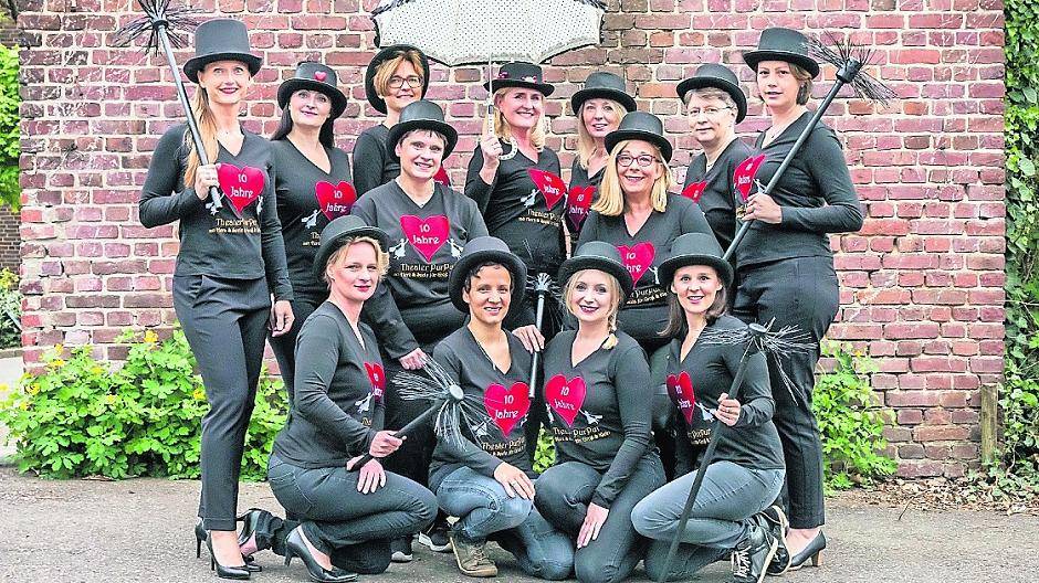  „Superkallifragilistischexpialligetisch“ — das Theater PurPur feiert sein zehnjähriges Bühnenjubiläum mit dem Stück „Mary Poppins“. 