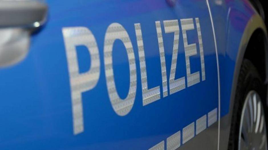 Ein 33-jähriger Tatverdächtiger hat sich bei der Polizei in Moers gestellt.