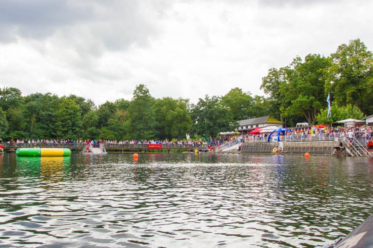 Die Gäste können sich im Bettenkamper Meer auf eine wunderschöne Atmosphäre und tolle Veranstaltungen freuen. Höhepunkt wird dabei das Badewannenrennen am 18. August sein.