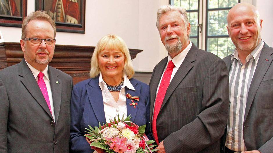 Bundesverdienstkreuz für Erika Scholten