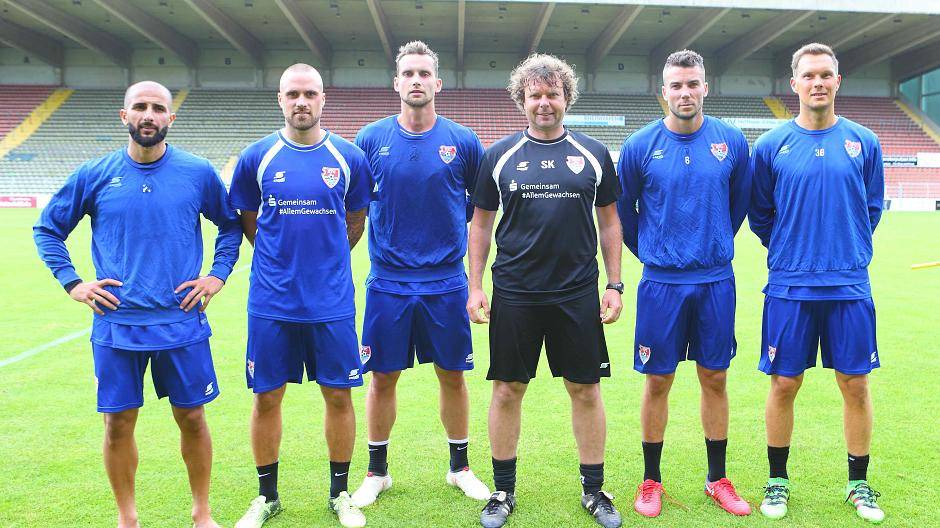 Krämer begrüßt fünf Neuzugänge beim Vorbereitungsstart