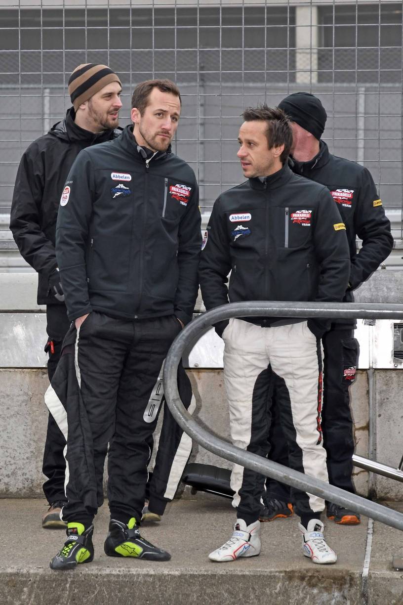 Lance David Arnold (links) und Alexander Müller in der Boxengasse.