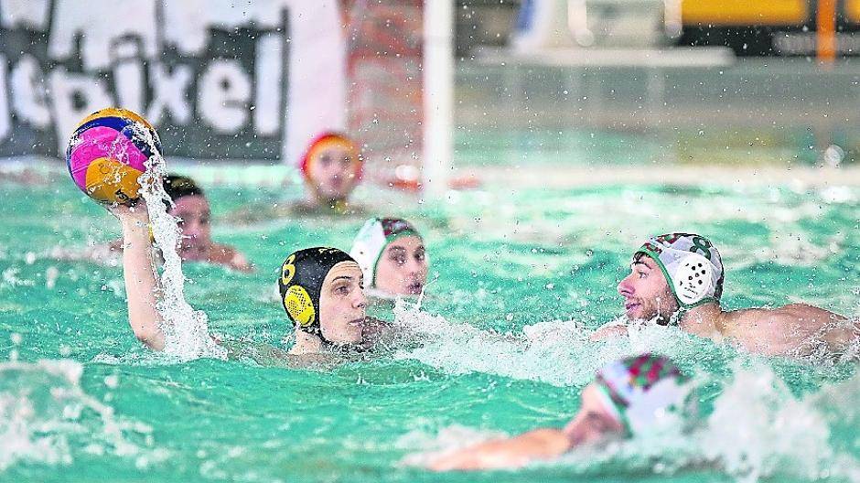 Amateure drehen die Serie