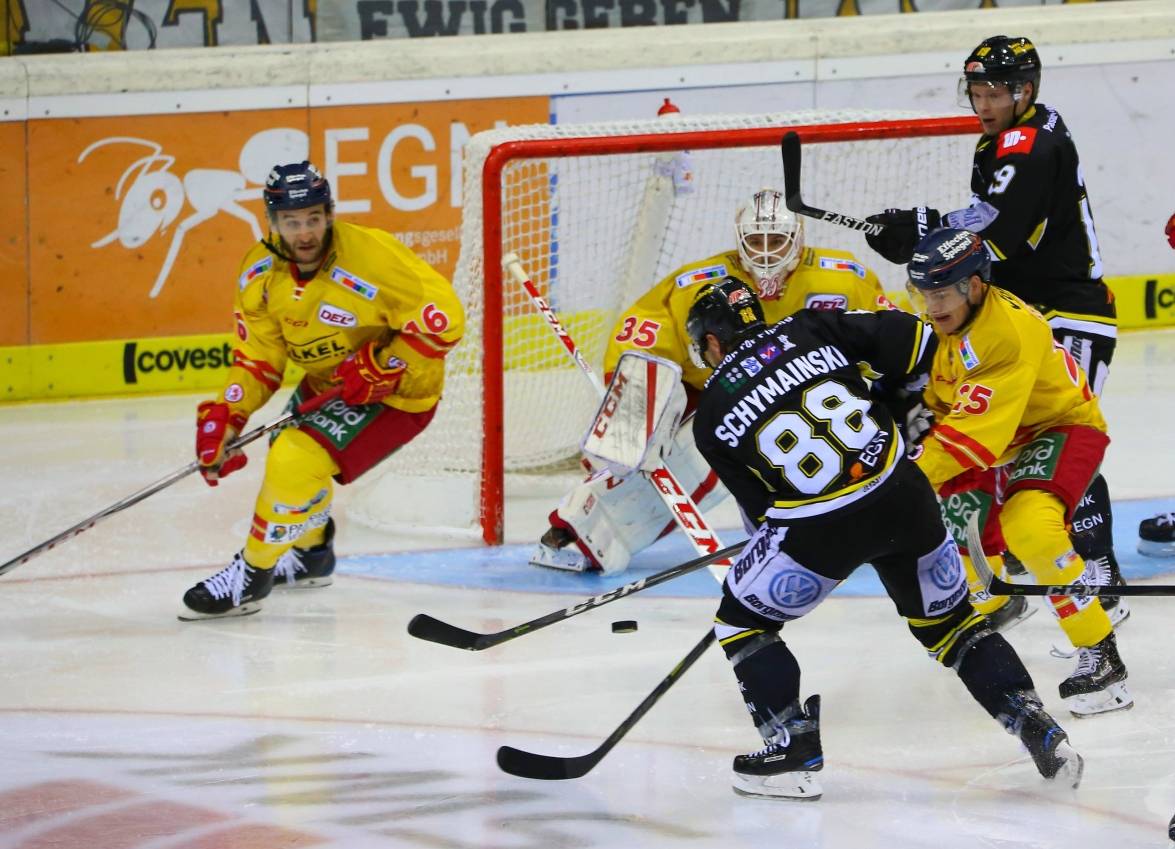 Pinguine zufrieden mit neuem Spielplan