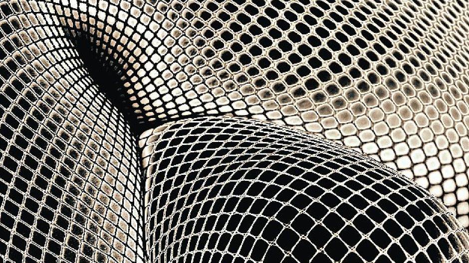 Fotograf Dieter Wiesmann stellt seine Fotos im Torhaus Burg Brüggen aus.