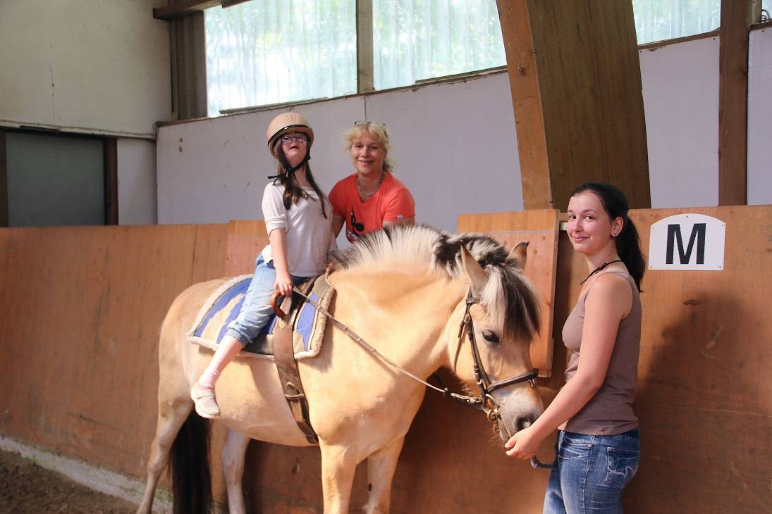 Schulfach Reiten für Behinderte