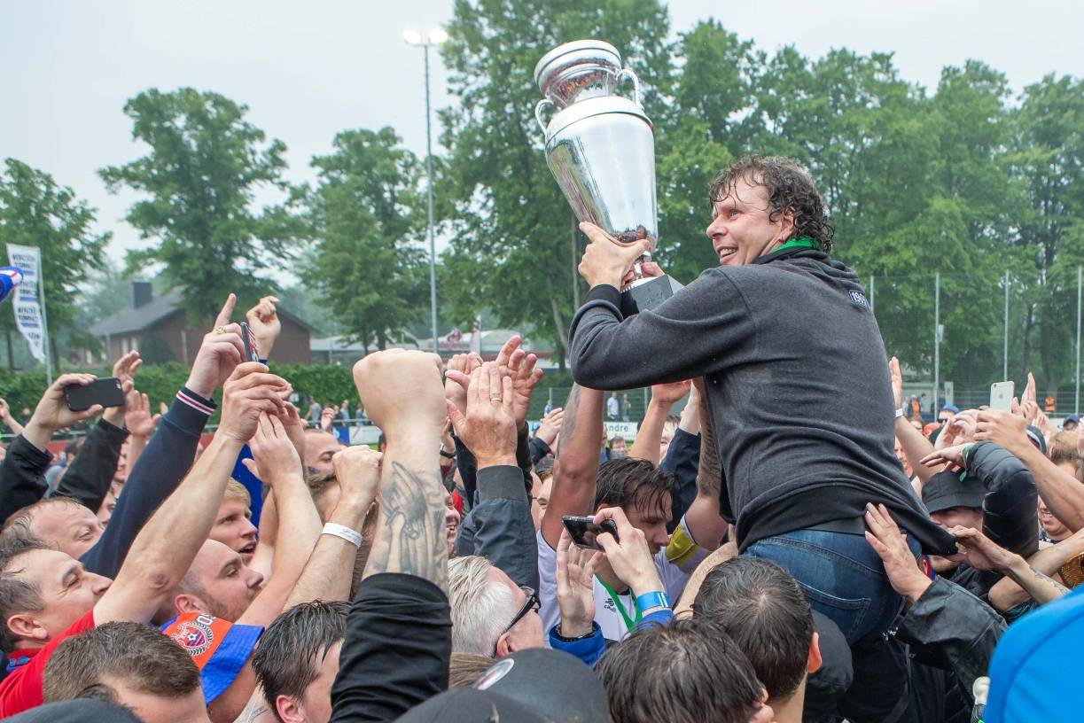 „Verdienter Lohn für alle, die sich hier den Arsch abarbeiten“