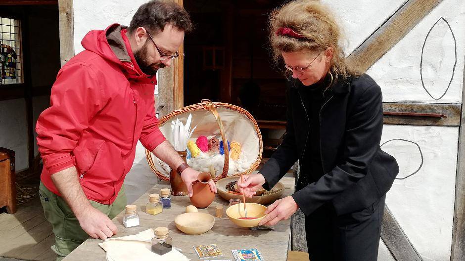  Museumspädagoge Alexander Borchard (l) und Museumsleiterin Diana Finkele stellten am Mittwoch das Motto des Aktionstages vor. 