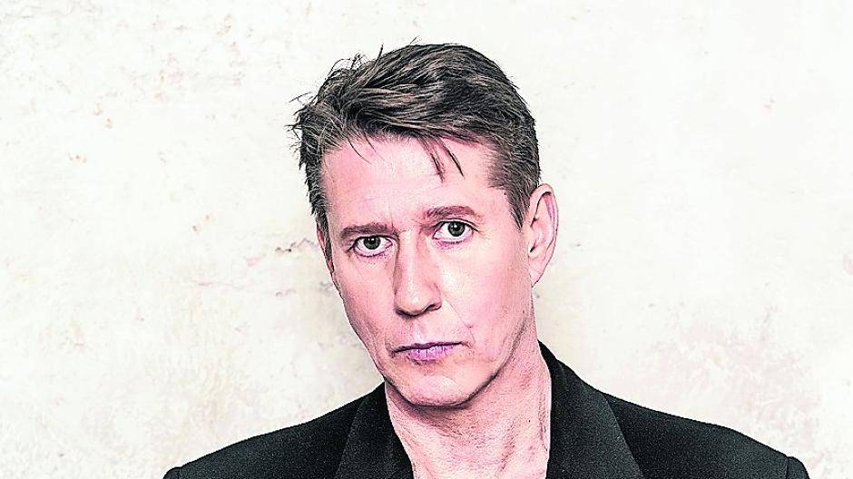  Immer in der radikalen Mitte: Andreas Rebers präsentiert sein Programm „Amen“ in der Nettetaler Werner-Jaeger-Halle.  