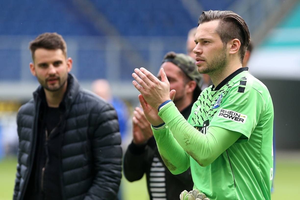  Daniel Davari stand wieder für Mark Flekken im Kasten, war beim ersten Gegentreffer machtlos, sah beim 2:2 aber nicht gut aus. 