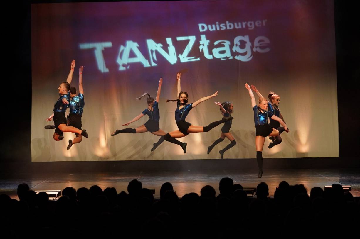  Die Formation "7up" vereinte Jazz-Dance und Akrobatik in einer anspruchsvollen Darbietung und gewann. 