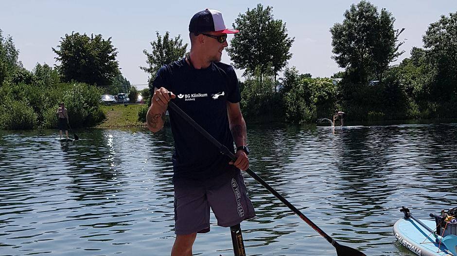  Startschuss für den Weltrekordversuch: Matthias Wagner auf seinem Board. 