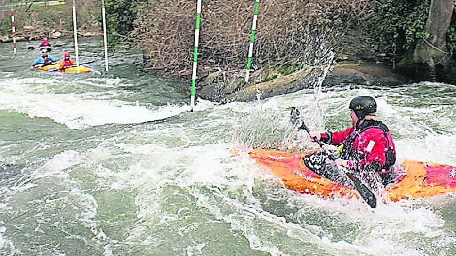  „An der Burgmühle“ ging es ziemlich nass und wild zur Sache. 