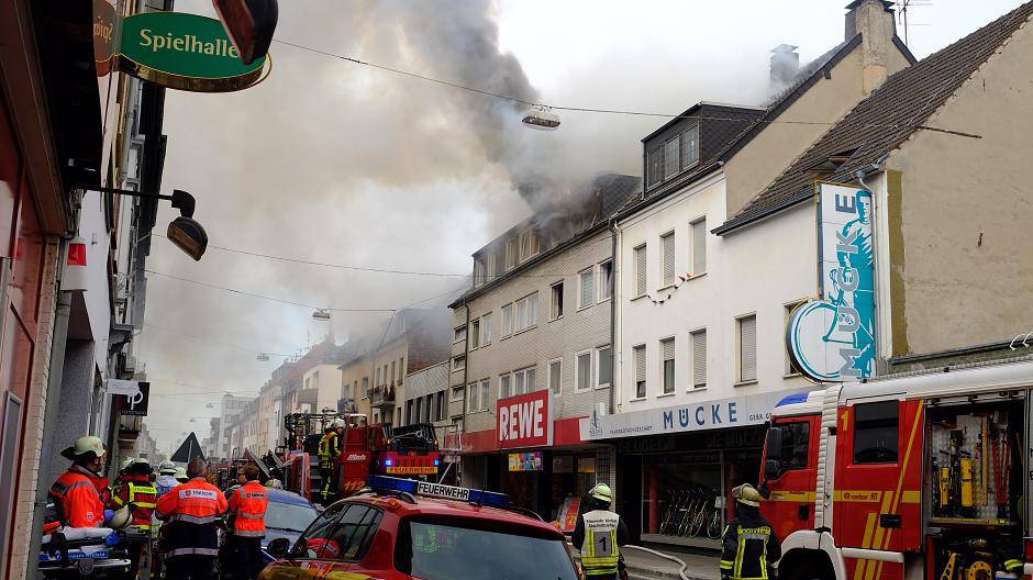 Die Bewohner wurden aus den Flammen gerettet