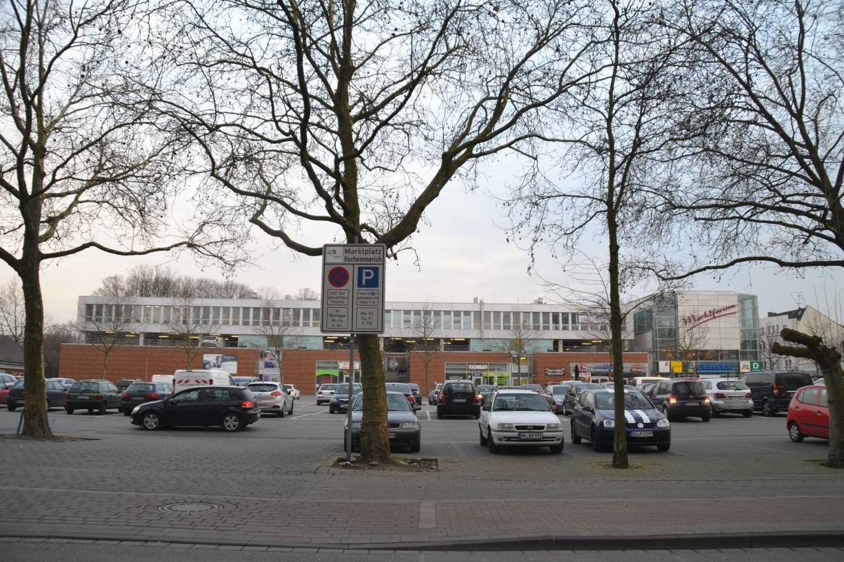 Parkplatz auf dem Marktplatz