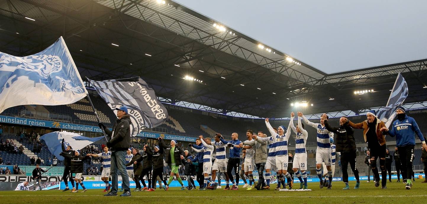 So, wie hier nach dem Dresden-Heimsieg, wollen die Zebras auch am Samstag nach dem Heidenheim-Spiel jubeln.  