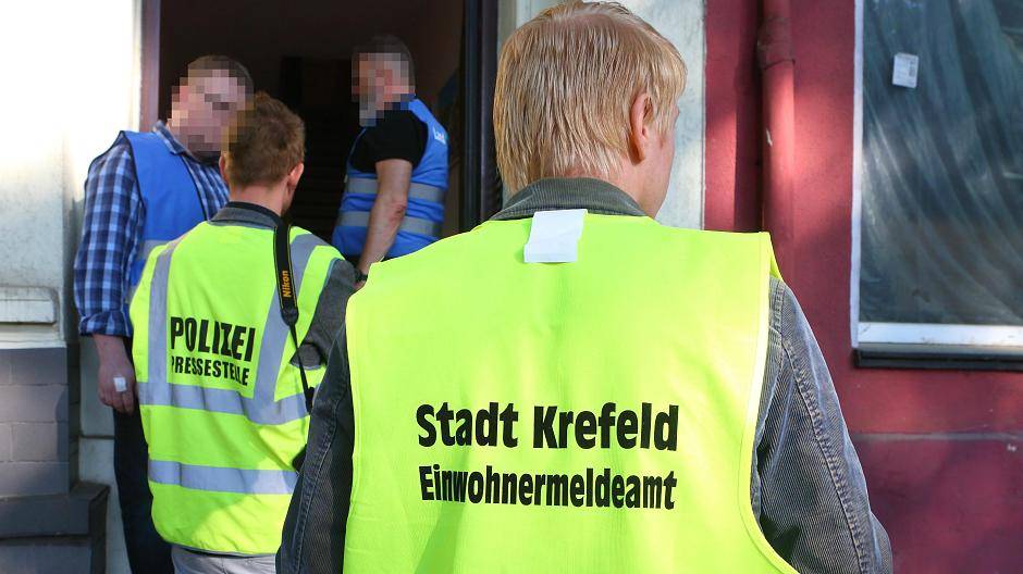 Stadt räumt drei Häuser der Gladbacher Straße