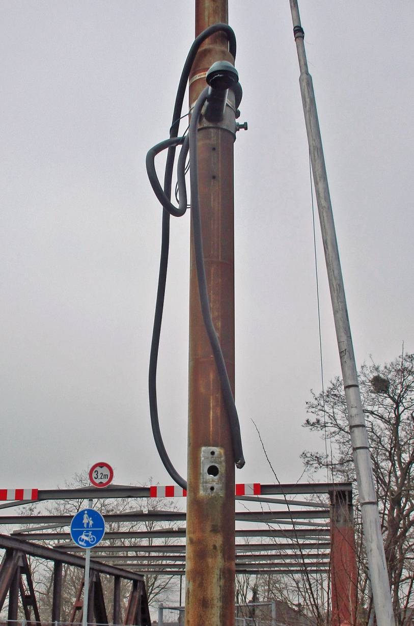 Ampelklau an der Cölve-Brücke