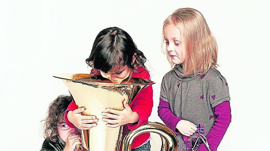 Bei der „Musikalische Früherziehung“ entdecken Kinder spielerisch Instrumente und Musik. Die neuen Kurse der Kreismusikschule Viersen beginnen im Mai.