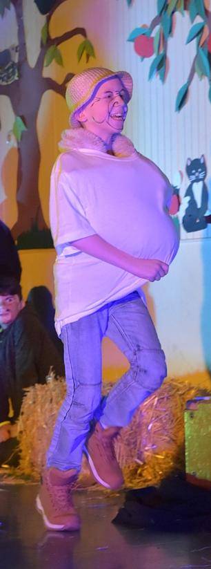 Noch dicker geworden: "Schnitzel!" "Schinken!" wird darauf hin gerufen. Das Schwein ganz...