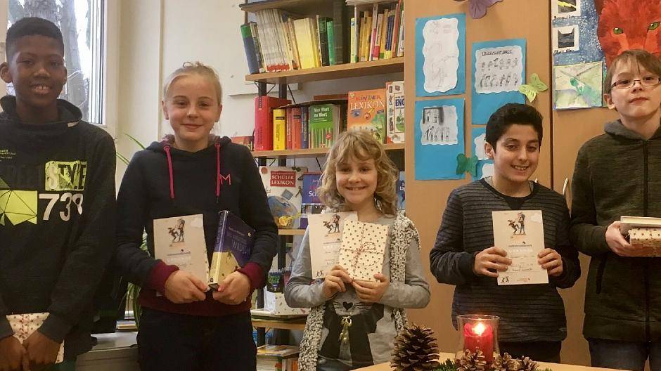 : Dana Kopmeier, John-Derrick Akumfi, Tomke Zmrzly, Oguzhan Uca und Kevin Hahn begeisterten Zuhörer und Jury.