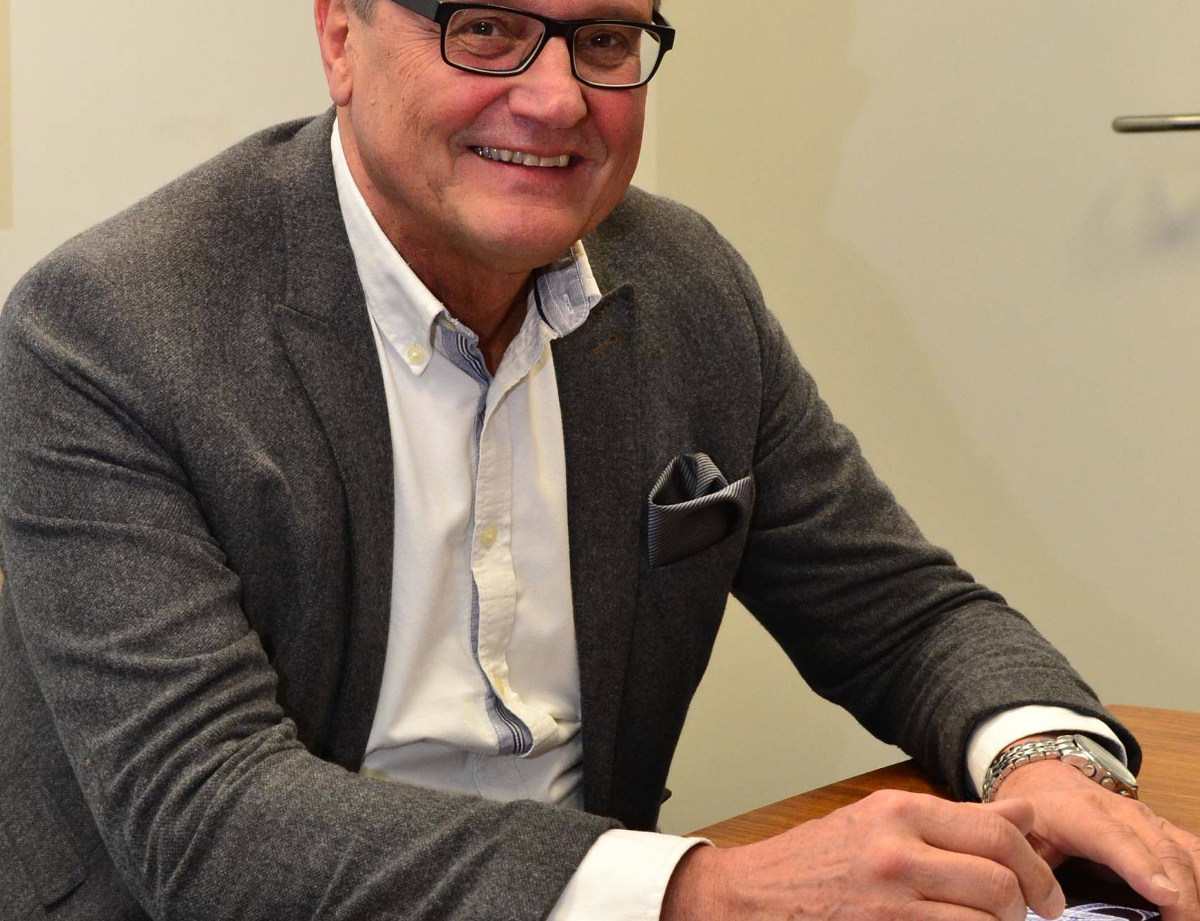 Jahn stellt letztes Programm vor