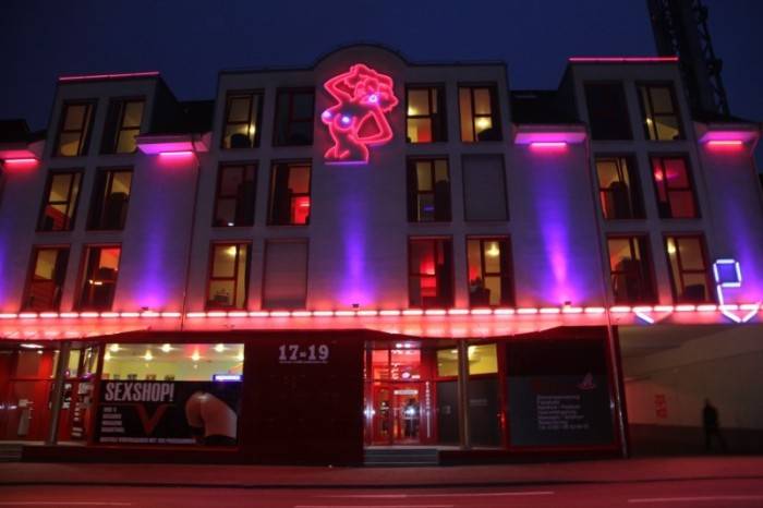 Menschenhandel und Zwangsprostitution