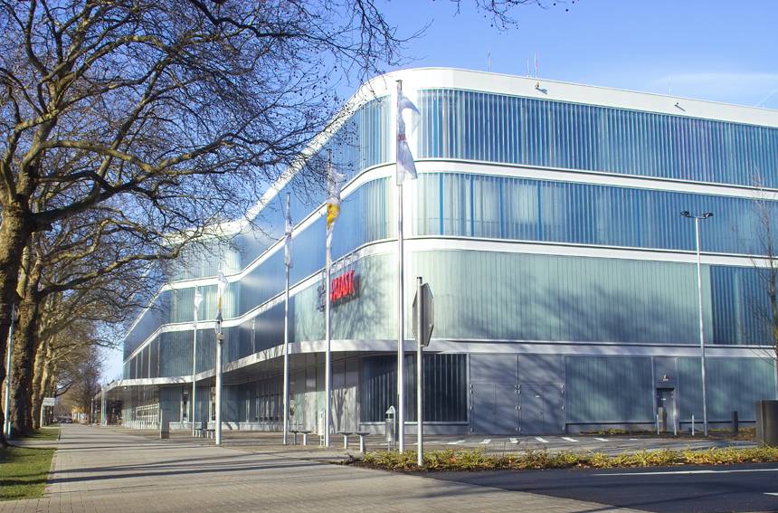 Pinguine: Köpa-Mietvertrag unterschrieben