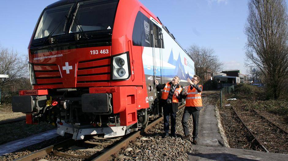 Lok „Duisburg“ verbindet Europa