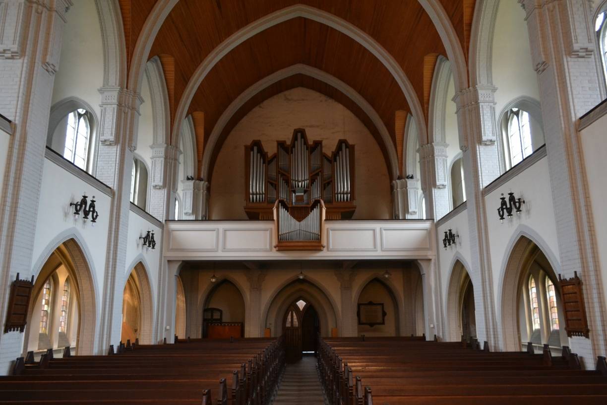  Die "heiligen Hallen" sollen bereits in Kürze wieder mit Leben gefüllt werden. Die Orgel verbleibt als Leihgabe der evangelischen Landeskirche in der Kirche. Nach ihrer Intonation kann sie auch genutzt werden. 
