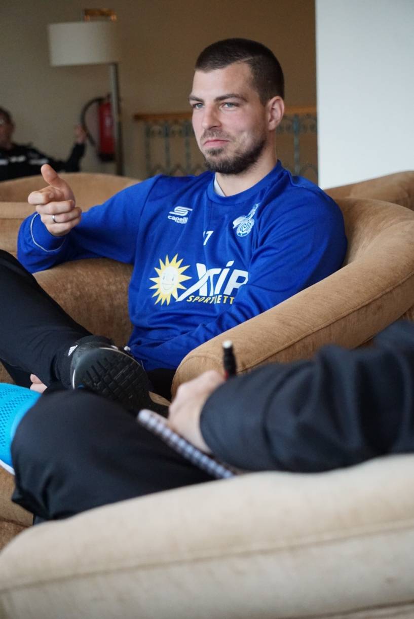 Reif, abgeklärt, zuversichtlich