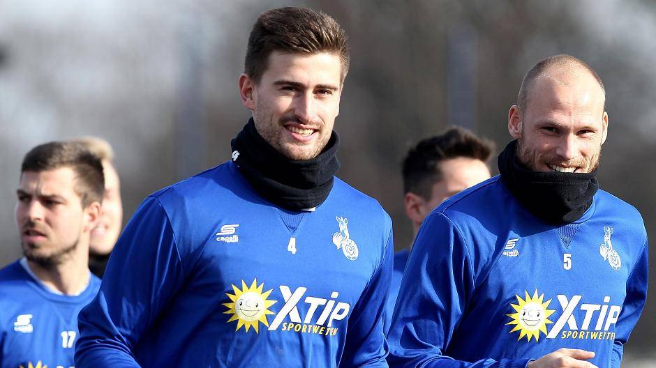  Wolze, Bomheuer und Nauber wieder fit und Seite an Seite im Training vorm Derby. 