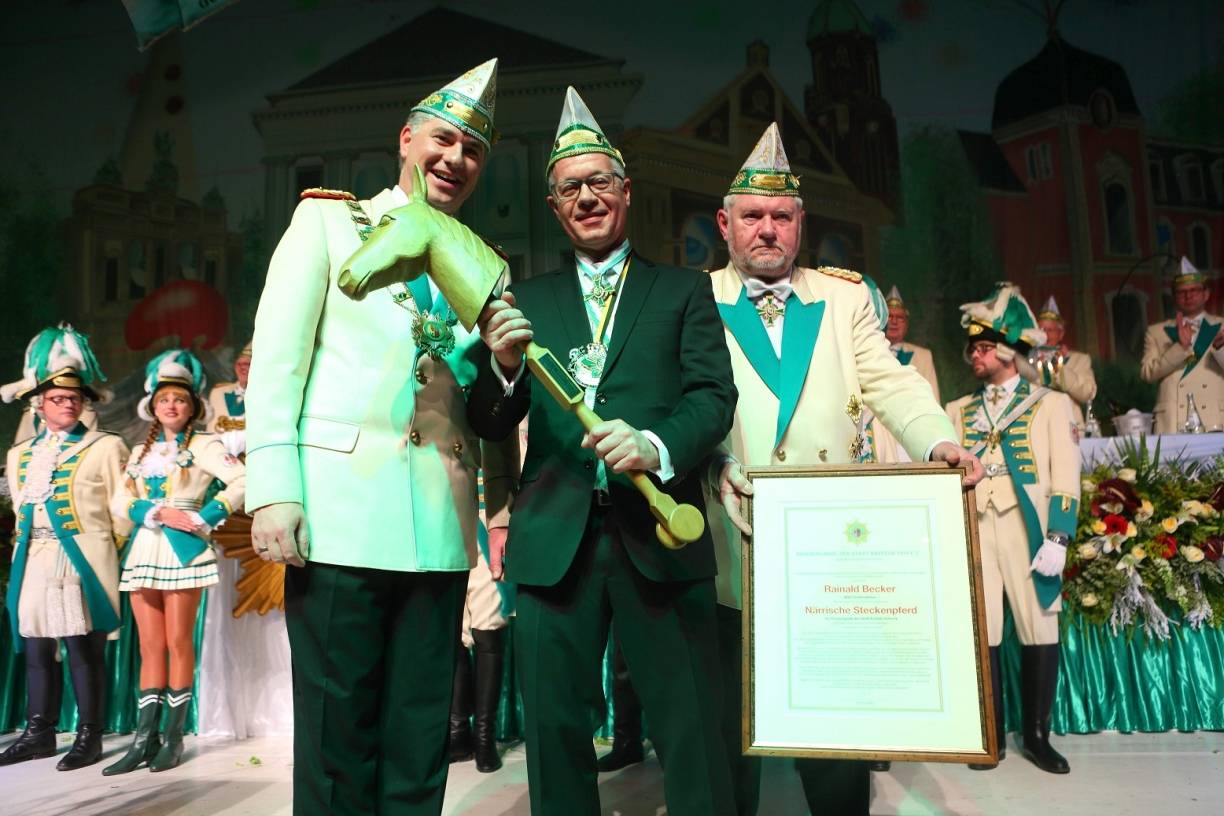 Närrisches Steckenpferd für ARD-Chefredakteur Rainald Becker