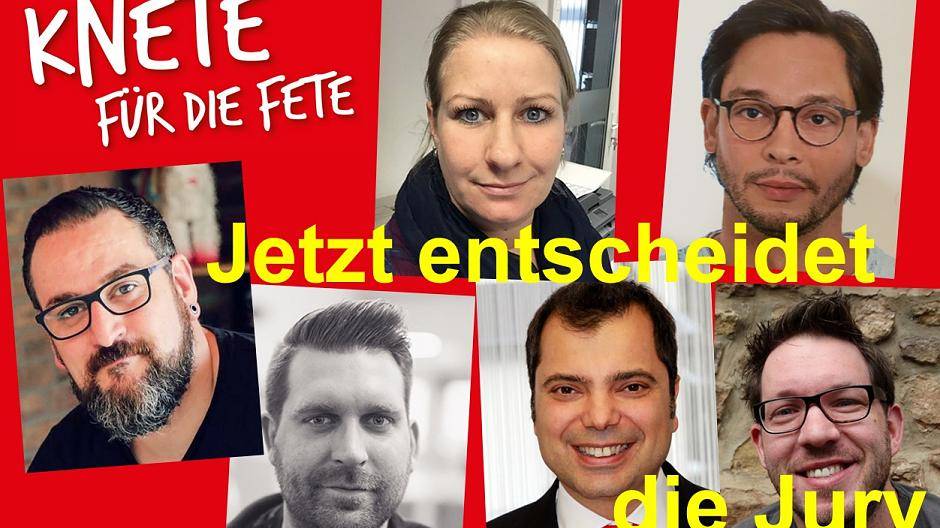  Sänger und Autor Markus Grimm, Grafikdesignerin Verena Witthaus, Manuel Kutz (MAP-Festival), Veranstaltungsprofi Christian Schürmann, Sparkassenchef Giovanni Malaponti und Mark Bochnig-Mathieu (Spontanfilm-Festival) schauen sich die „Knete-für-die-Fete“-Videos genau an. 