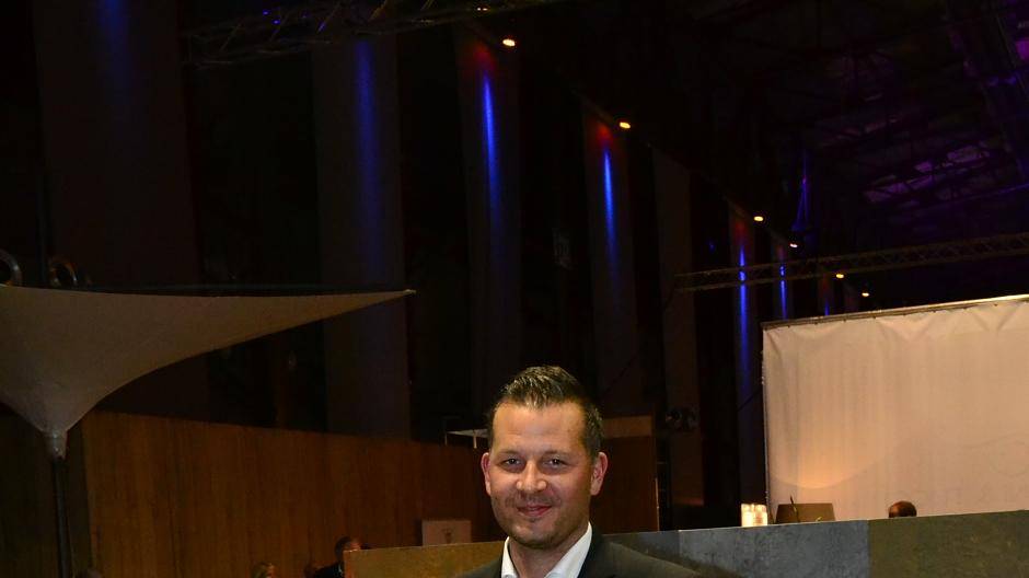 oder echtem Islandmoos, das an der Wand gehängt für den Schall dämpft und die Feuchtigkeit im Raum reguliert?