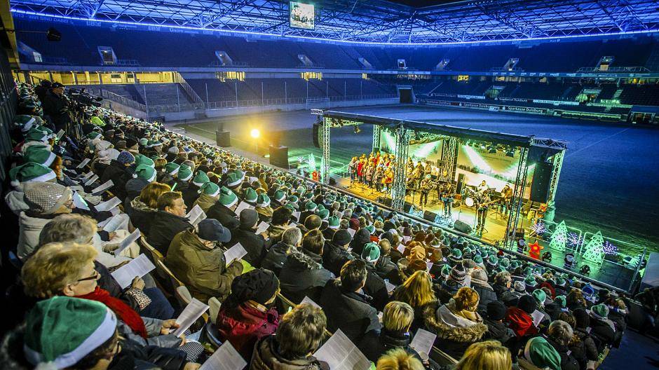 Weihnachtssingen im Stadion