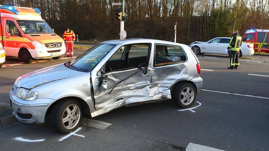 Auf der Kreuzung hat es ordentlich gekracht