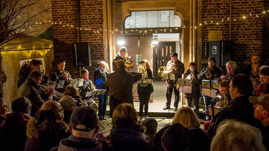 Reichlich Musik wird auch in diesem Jahr wieder für eine festliche Stimmung auf dem Weihnachtsmarkt in Repelen sorgen.