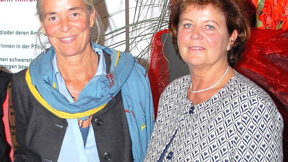  Anita Scholten und Andrea Braun-Falco (vl) suchen neue Helfer für die Hospizbewegung Hamborn. 