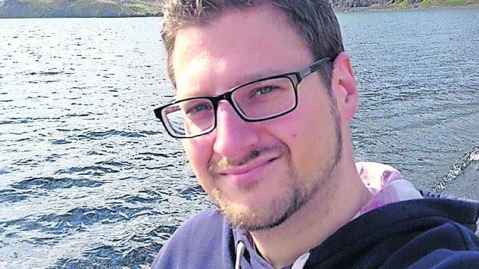  Extra-Tipp-Redakteur Thomas Hippel zeigte sich auf seiner Island-Reise sehr beeindruckt von der unverwechselbaren, von Vulkanen, Geysiren, und Gletschern geprägten Natur.  