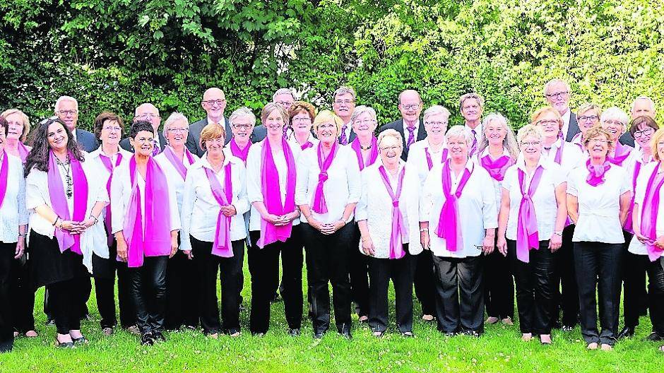  Der Männer- und Frauenchor Rumeln gibt anlässlich seines 140-jährigen Bestehens am 1. Oktober ein Jubiläumskonzert in der Rheinhausenhalle. 