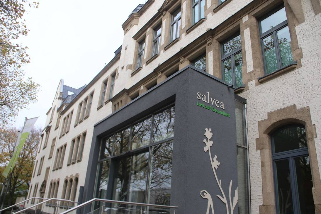 Franzosen kaufen Salvea