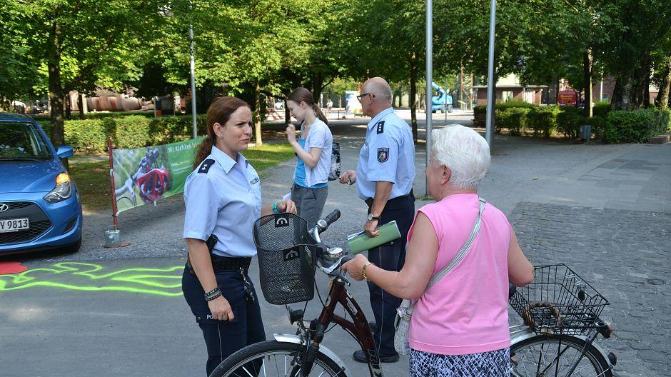 Unzählige Gespräche wurden am grünen Pfad...