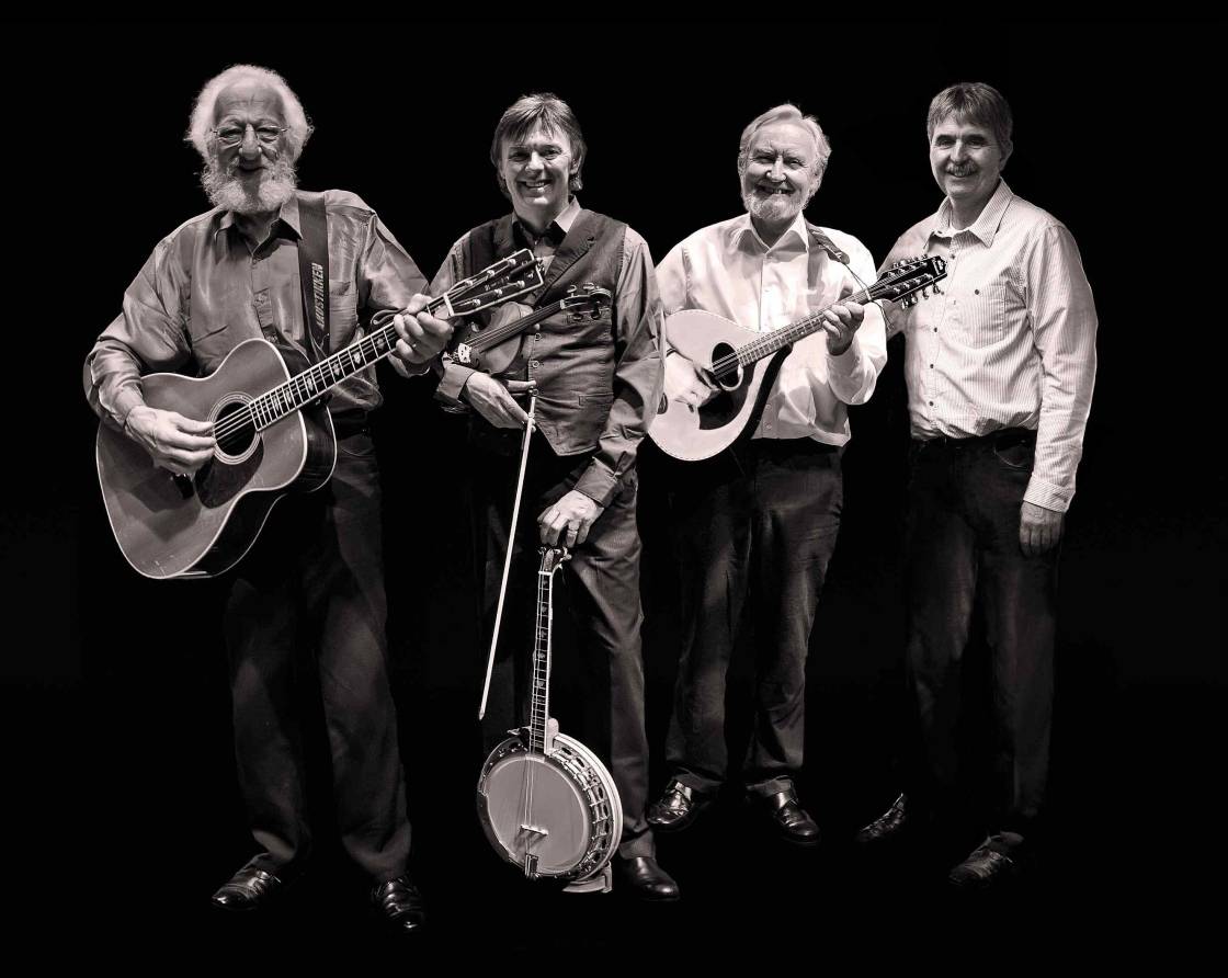  Sie sind die legitimen Nachfolger der Band "The Dubliners": Seán Cannon, Gerry O´Connor, Eamonn Campbell und Paul Watchorn nehmen das Publikum mit auf eine Reise durch die Jahrzehnte ihrer musikalischen Erfolgsgeschichte. 