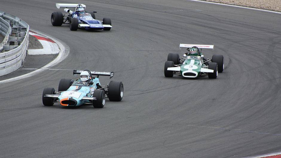 Apropos "Sound": Die Formel 2-Boliden aus den 1970er Jahren stellen die heutige Formel...