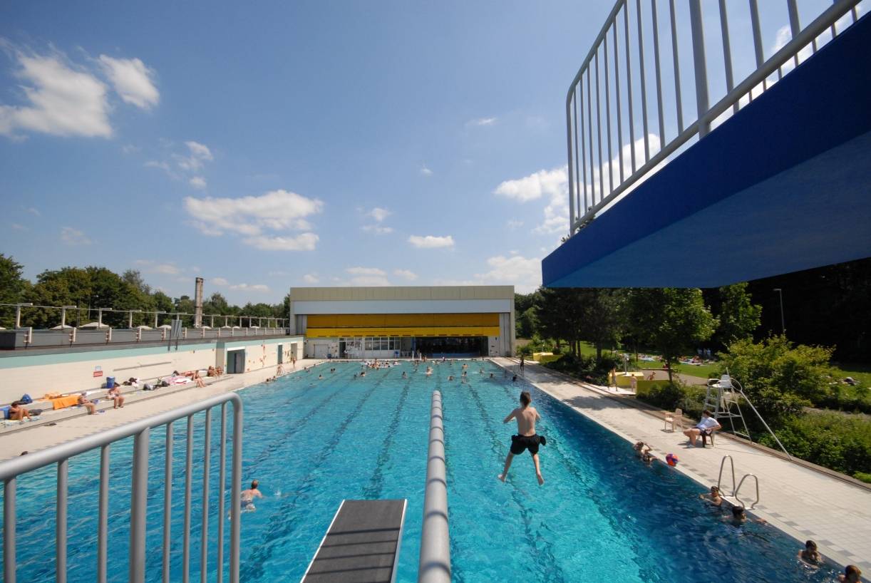 Duisburg startet die Freibadsaison