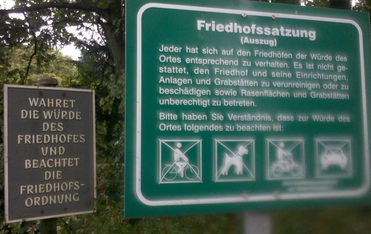 "Wahret die Würde des Friedhofes"