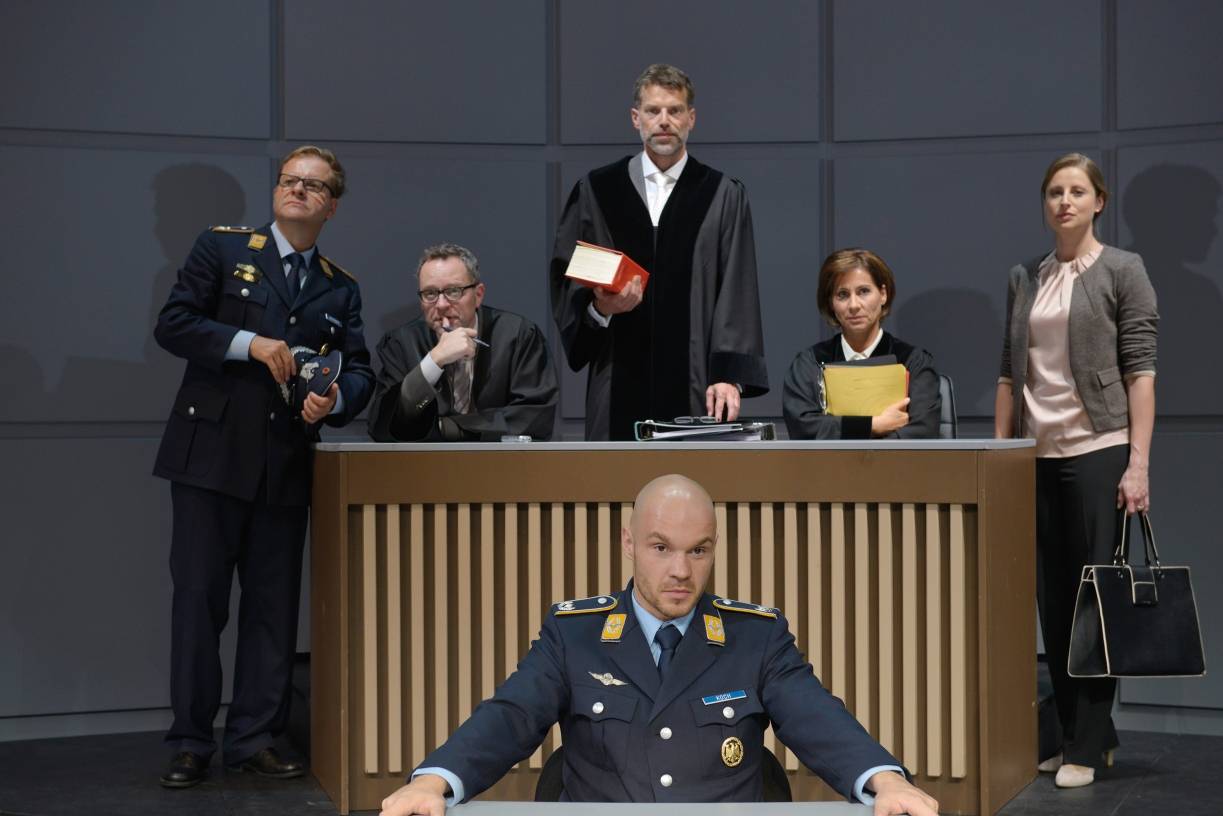 Theater in der Rheinhausenhalle