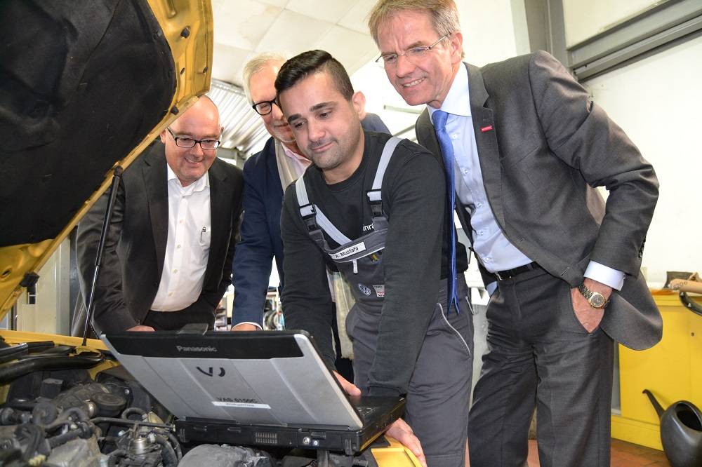 Lehrling des Monats: Aram Mustafa: Fleißig, positiv und beharrlich